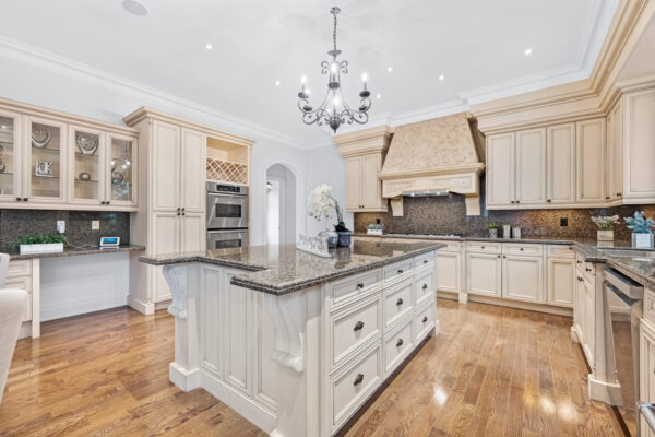 76-Forest-Heights-Boulevard-Vaughan-Web-Salisbury-25