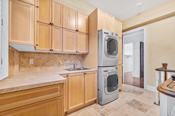 76-Forest-Heights-Boulevard-Vaughan-Web-Salisbury-43