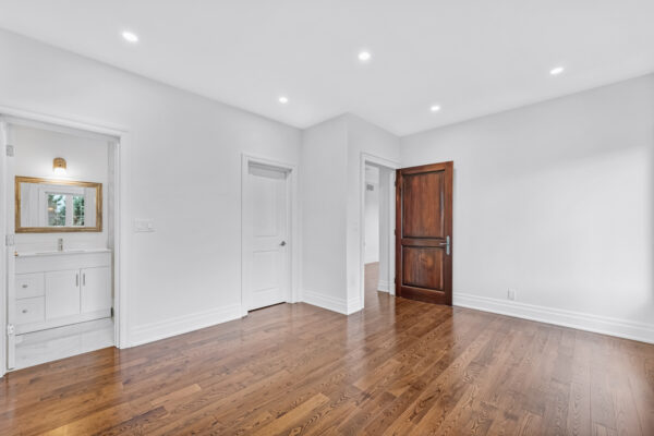 76-Forest-Heights-Boulevard-Vaughan-Web-Salisbury-55