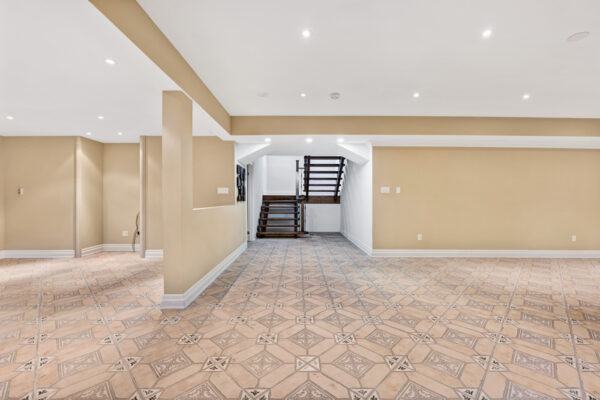 76-Forest-Heights-Boulevard-Vaughan-Web-Salisbury-71