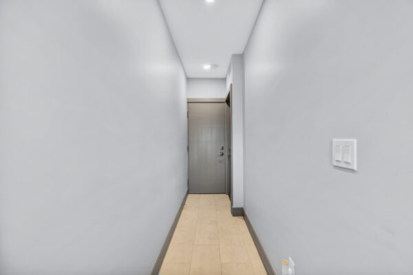 77-Millicent-Street-Toronto-Web-Salisbury-13