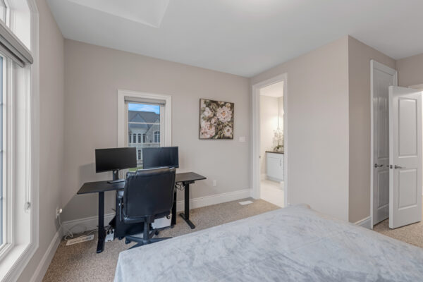 89-Broad-Way-Nobleton-Web-Salisbury-47