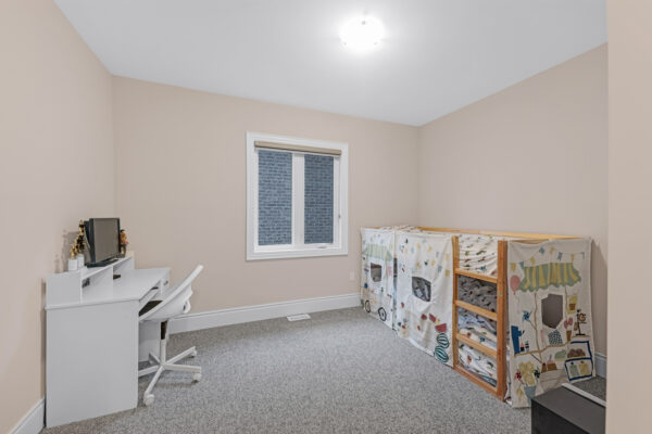 89-Broad-Way-Nobleton-Web-Salisbury-54
