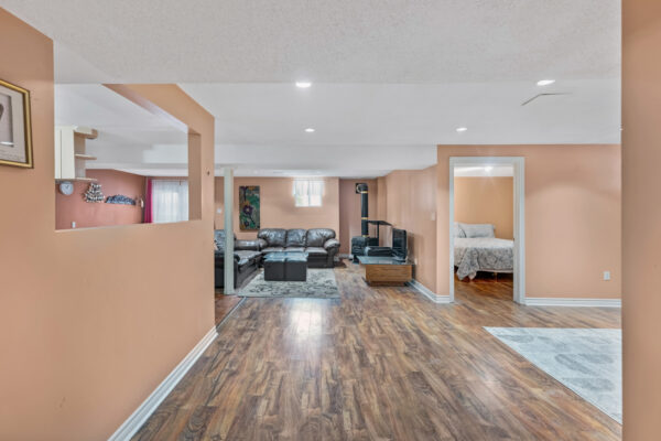 102-Penny-Royal-Crescent-Brampton-Web-Salisbury-29