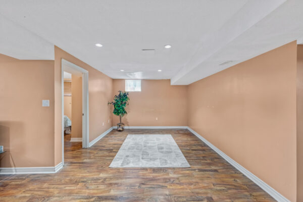 102-Penny-Royal-Crescent-Brampton-Web-Salisbury-34