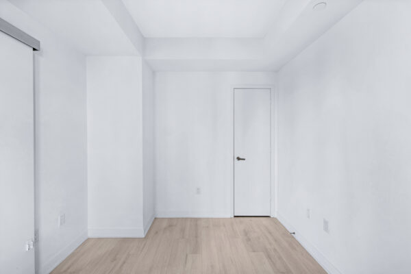 3900-Confederation-Parkway-#1110-Mississauga-Web-Salisbury-18