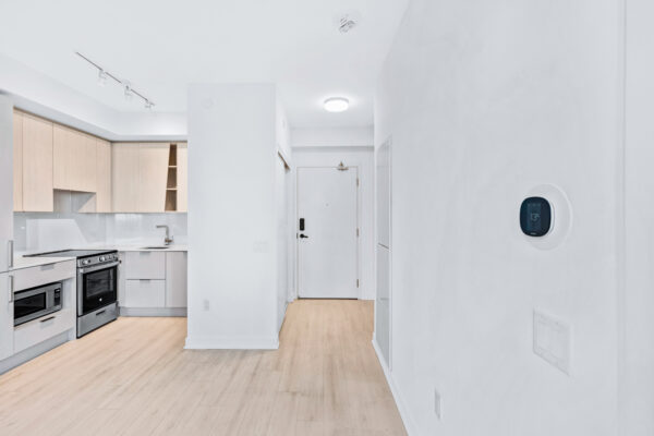 3900-Confederation-Parkway-#1110-Mississauga-Web-Salisbury-21