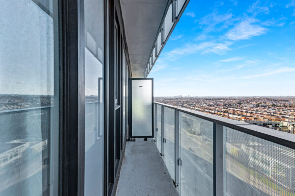 3900-Confederation-Parkway-#1110-Mississauga-Web-Salisbury-24