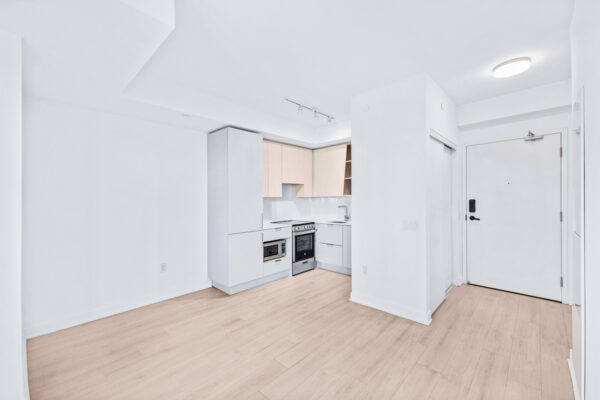 3900-Confederation-Parkway-#1110-Mississauga-Web-Salisbury-6