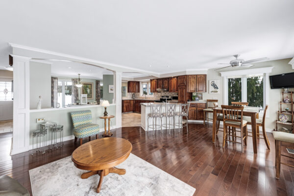 1530-County-Road-35-Prince-Edward-County-Web-Salisbury-15