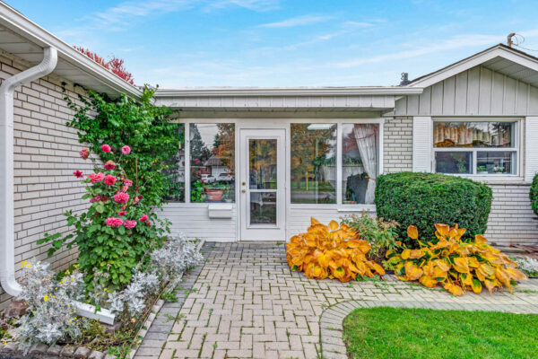 17-Norfield-Crescent-Toronto-Web-Salisbury-9