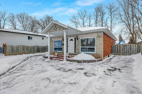 197-Cameron-Crescent-Georgina-Web-Salisbury-11