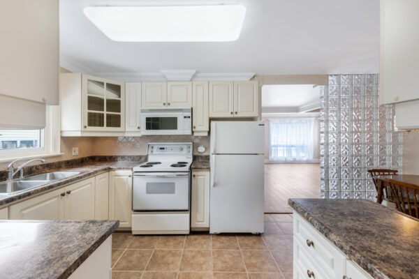 197-Cameron-Crescent-Georgina-Web-Salisbury-21