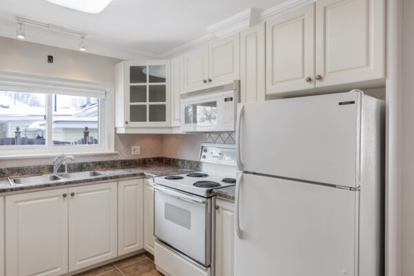 197-Cameron-Crescent-Georgina-Web-Salisbury-22