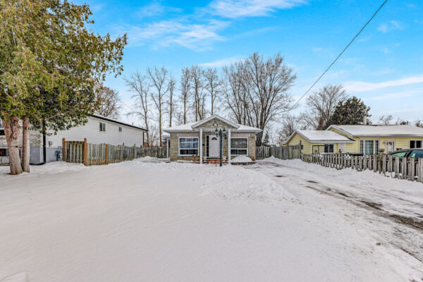 197-Cameron-Crescent-Georgina-Web-Salisbury-7