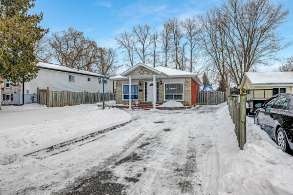 197-Cameron-Crescent-Georgina-Web-Salisbury-9