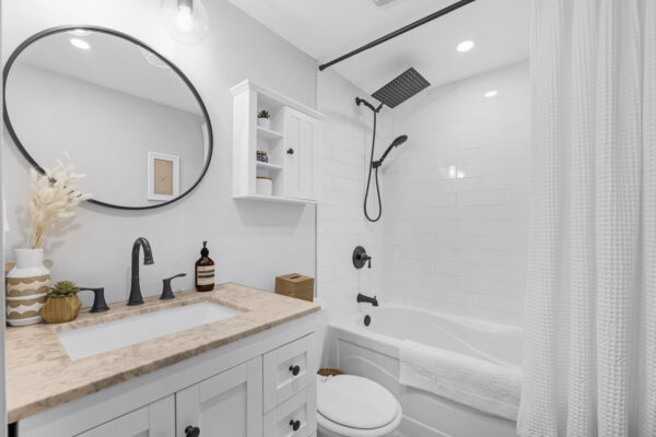 22-Frances-Loring-Lane-#1-Toronto-Web-Salisbury-27