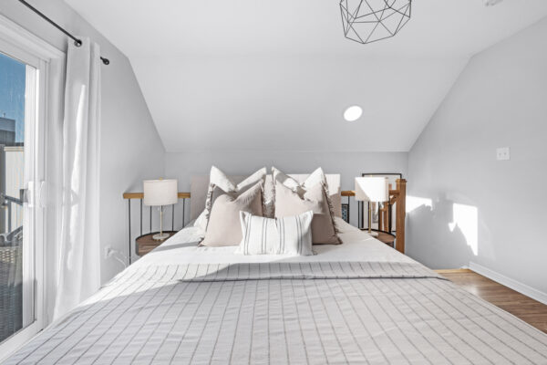 22-Frances-Loring-Lane-#1-Toronto-Web-Salisbury-33