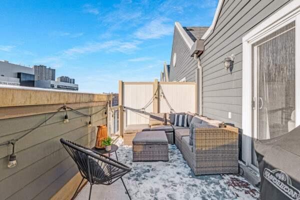 22-Frances-Loring-Lane-#1-Toronto-Web-Salisbury-36