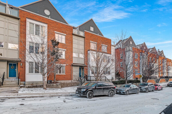 22-Frances-Loring-Lane-#1-Toronto-Web-Salisbury-41