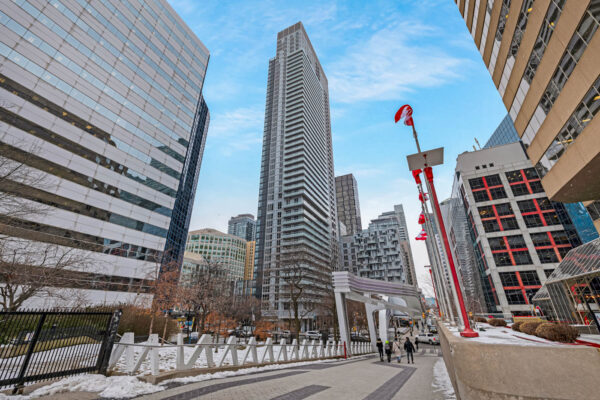 300-Front-Street-West-#502-Toronto-Web-Salisbury-1