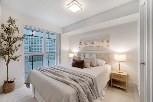 300-Front-Street-West-#502-Toronto-Web-Salisbury-18
