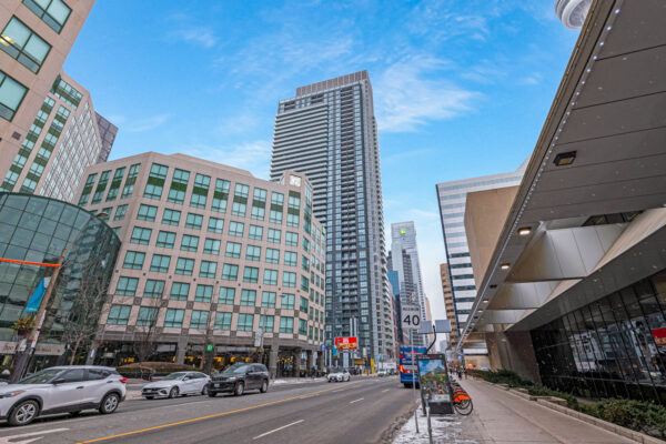 300-Front-Street-West-#502-Toronto-Web-Salisbury-2