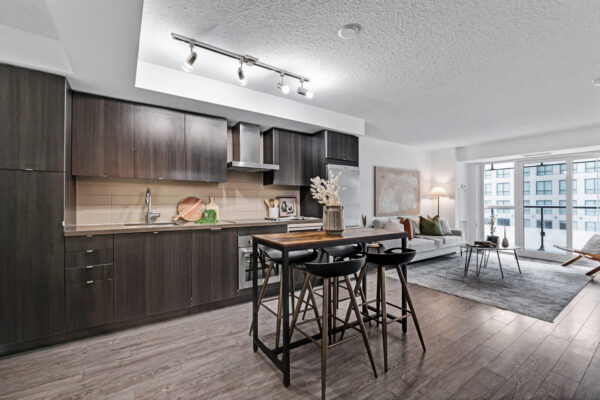 300-Front-Street-West-#502-Toronto-Web-Salisbury-8
