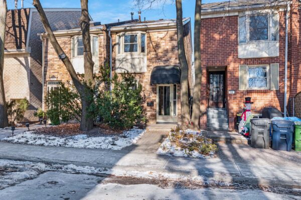 56-Torbrick-Road-Toronto-Web-Salisbury-4