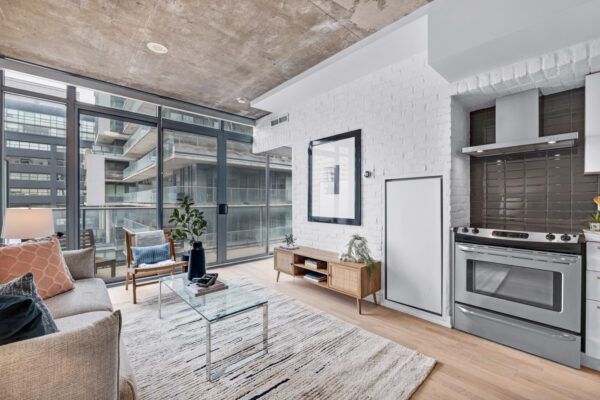 650-King-Street-West-#903-Toronto-Web-Salisbury-11