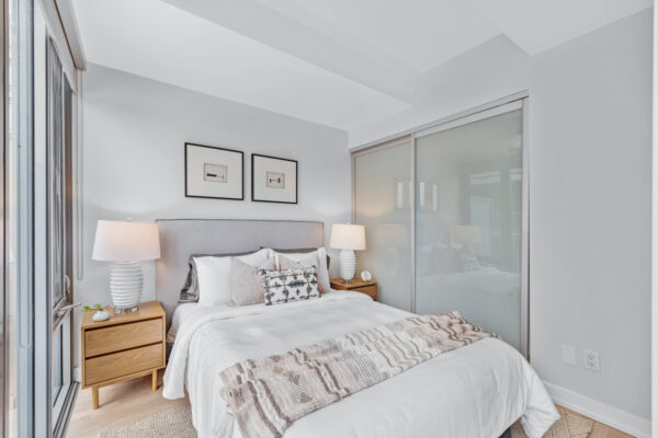 650-King-Street-West-#903-Toronto-Web-Salisbury-15