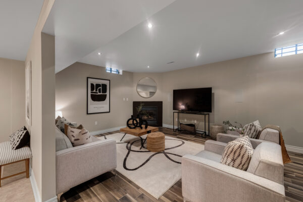 843-Primrose-Court-Pickering-Web-Salisbury-74