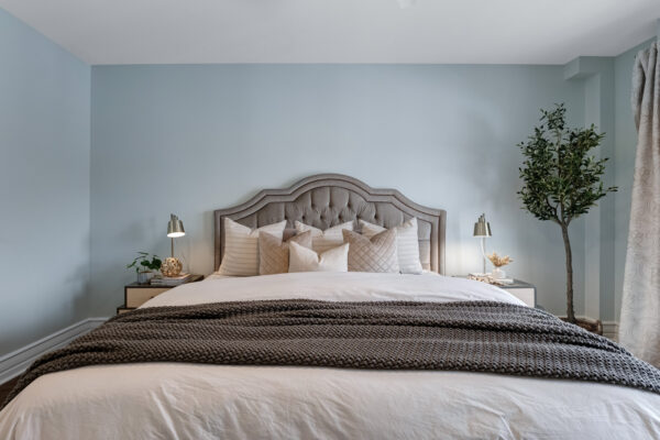 949-Queen-Street-West-Toronto-Web-Salisbury-35