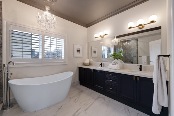 949-Queen-Street-West-Toronto-Web-Salisbury-38