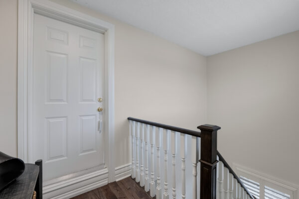 949-Queen-Street-West-Toronto-Web-Salisbury-41