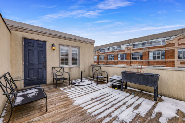 949-Queen-Street-West-Toronto-Web-Salisbury-43