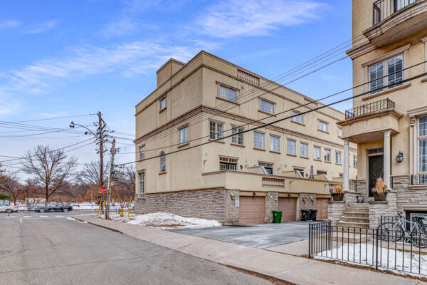 949-Queen-Street-West-Toronto-Web-Salisbury-56
