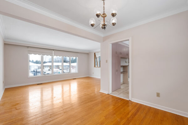 1598-Ewald-Road-Mississauga-Web-Salisbury-17