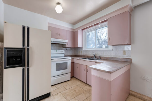 1598-Ewald-Road-Mississauga-Web-Salisbury-21