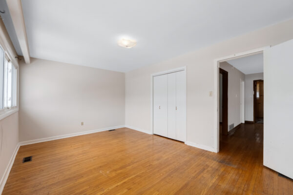 1598-Ewald-Road-Mississauga-Web-Salisbury-28