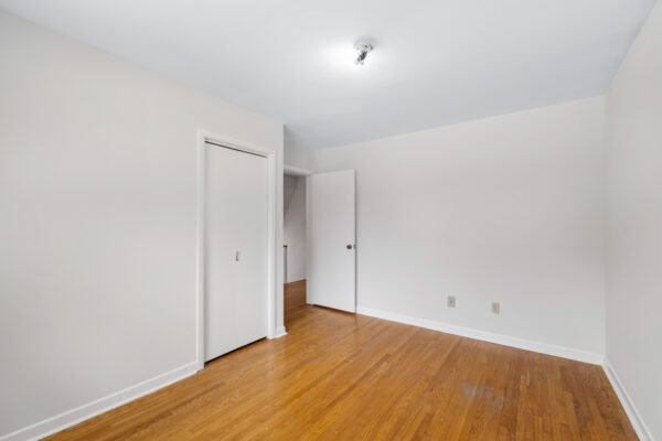 1598-Ewald-Road-Mississauga-Web-Salisbury-32