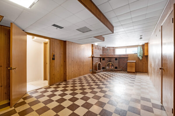 1598-Ewald-Road-Mississauga-Web-Salisbury-44