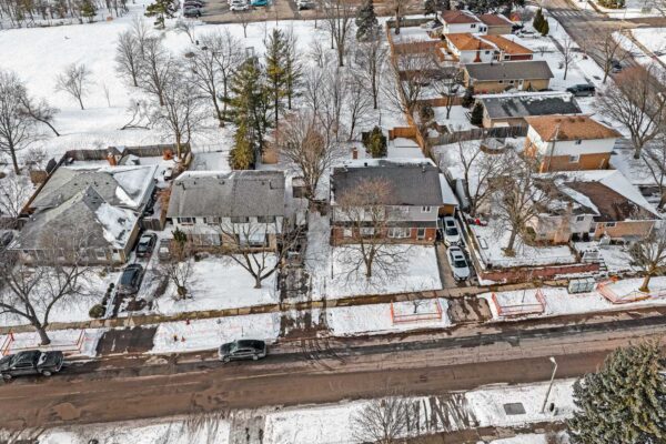 173-McCraney-Street-Oakville-Web-Salisbury-1