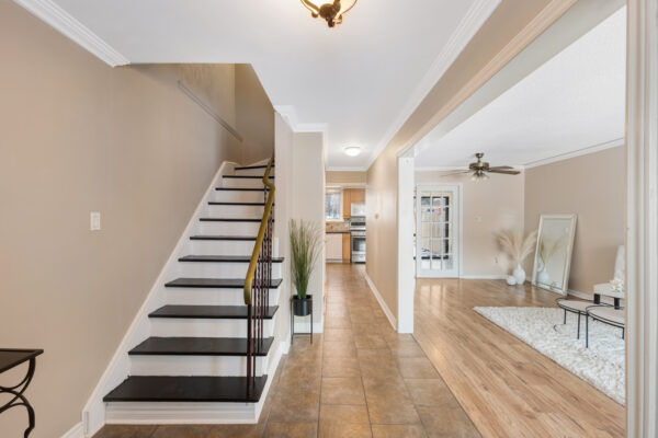 173-McCraney-Street-Oakville-Web-Salisbury-11