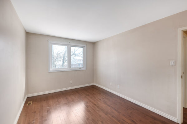 173-McCraney-Street-Oakville-Web-Salisbury-29