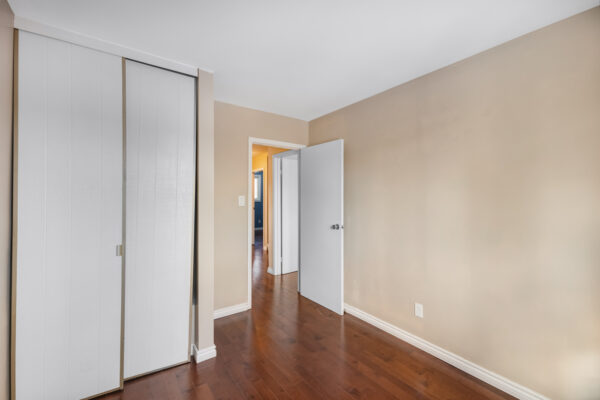 173-McCraney-Street-Oakville-Web-Salisbury-33