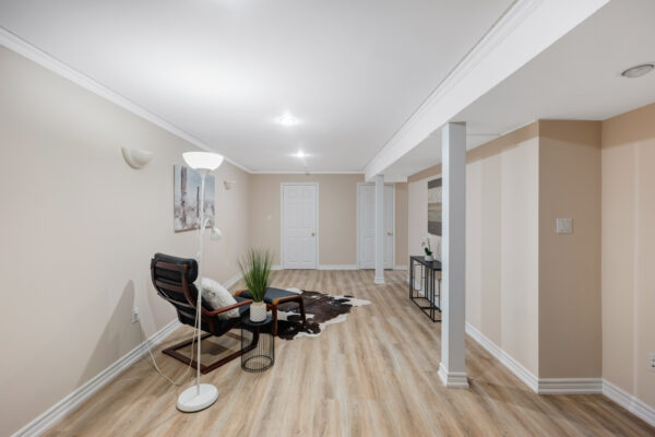 173-McCraney-Street-Oakville-Web-Salisbury-44