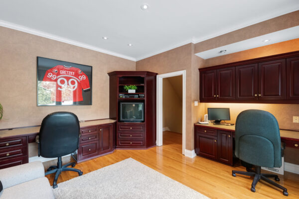 18-Flaremore-Crescent-Toronto-Web-Salisbury-27