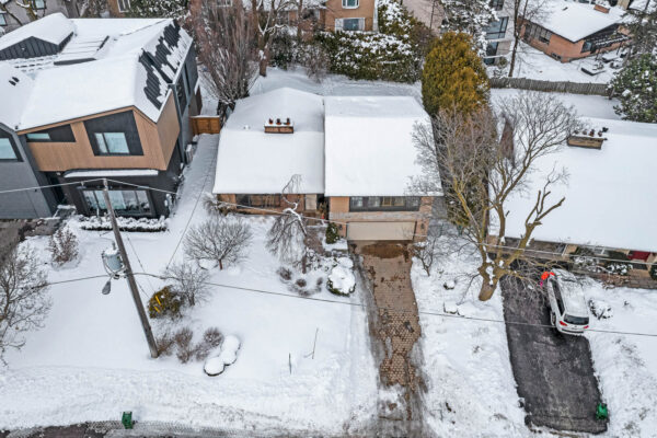 18-Flaremore-Crescent-Toronto-Web-Salisbury-3