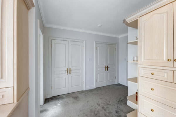 18-Flaremore-Crescent-Toronto-Web-Salisbury-34
